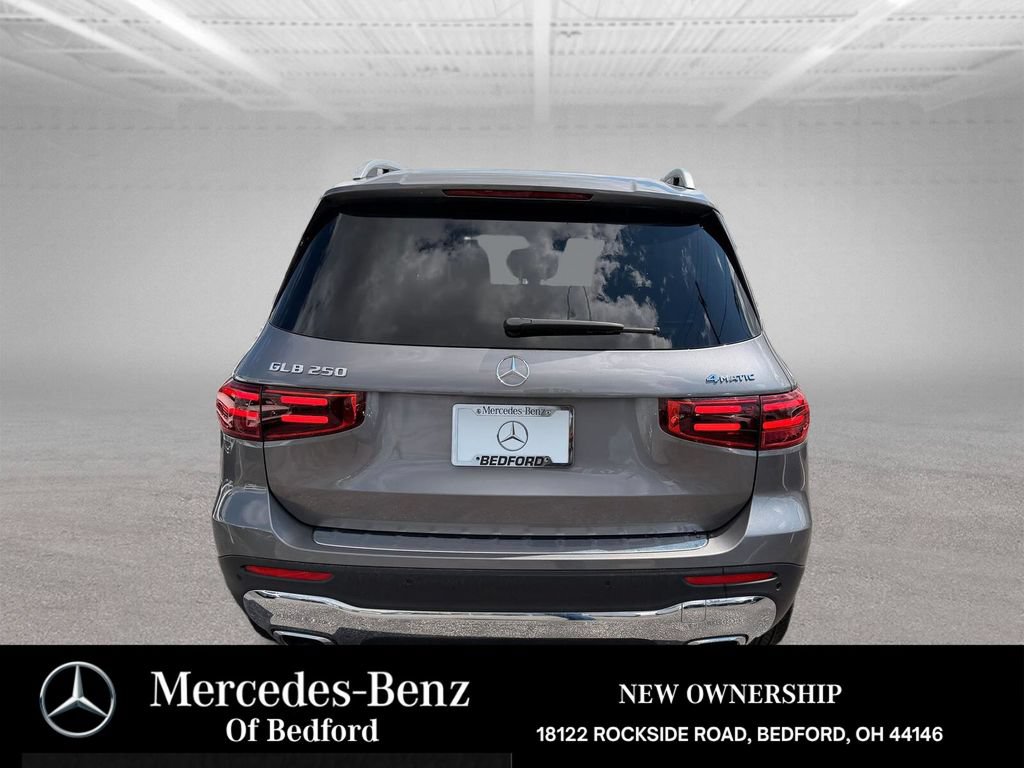 New 2026 Mercedes-Benz GLB 250 4MATIC image 5
