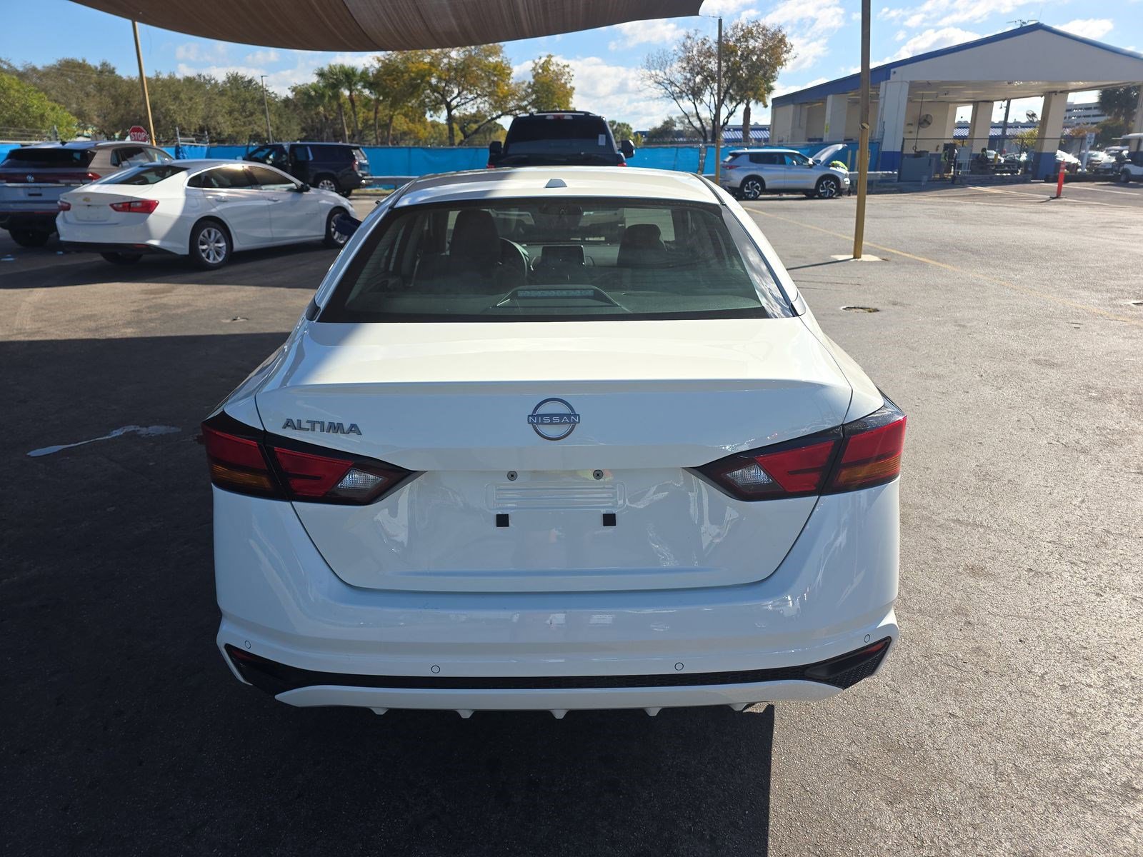 Used 2025 Nissan Altima 2.5 SV image 7