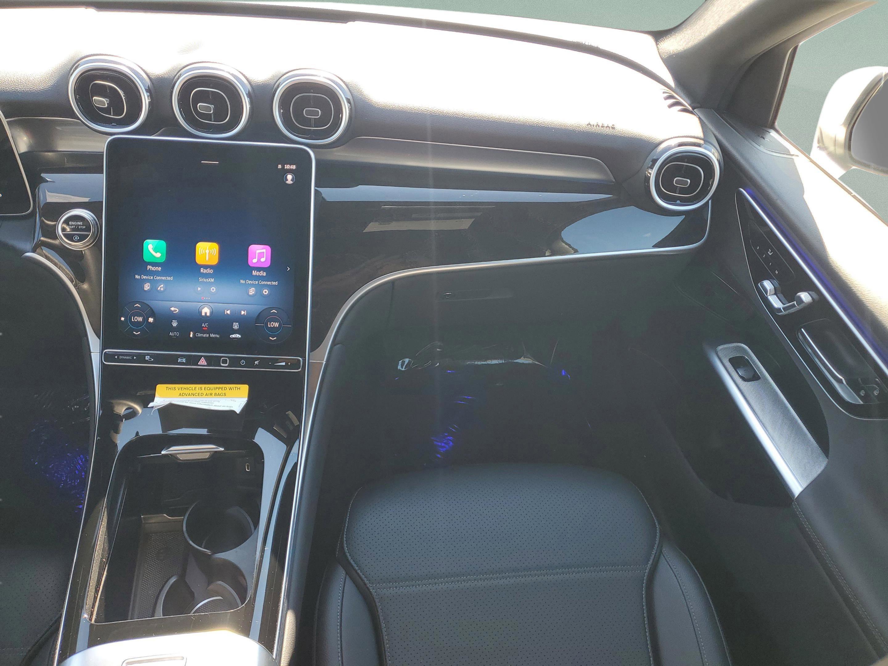 Used 2025 Mercedes-Benz GLC 300 image 16