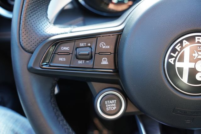 Used 2024 Alfa Romeo Tonale Ti image 33