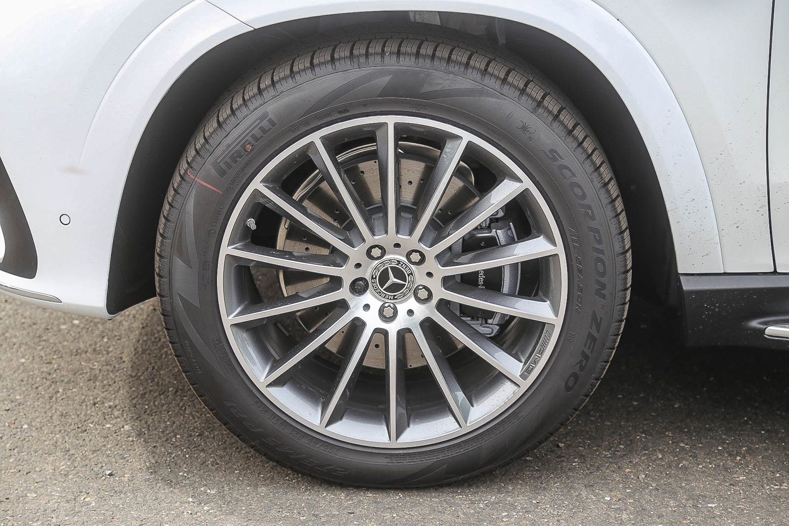 New 2026 Mercedes-Benz GLE 350 4MATIC image 9