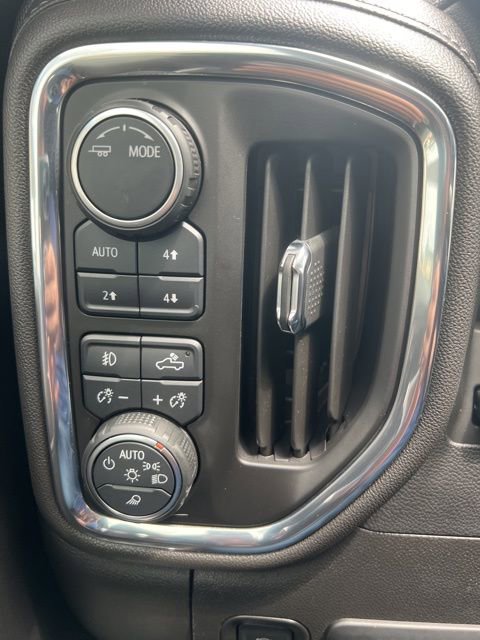 Used 2023 Chevrolet Silverado 2500 High Country AWD/4WD image 27