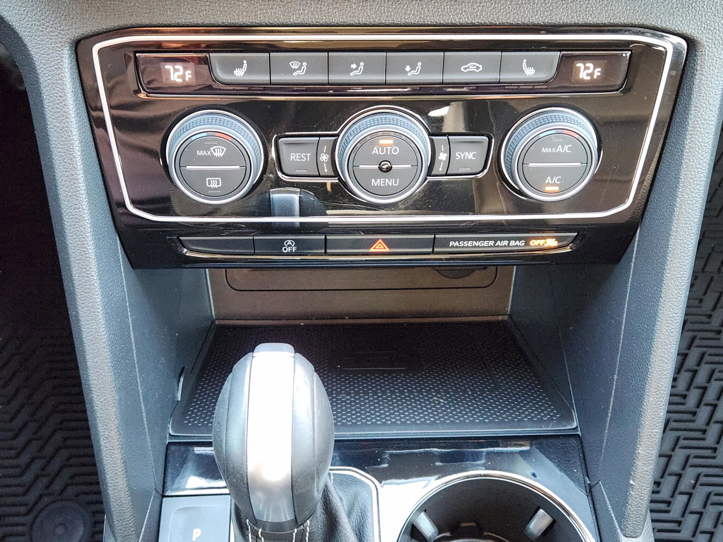 Used 2021 Volkswagen Atlas SEL image 20