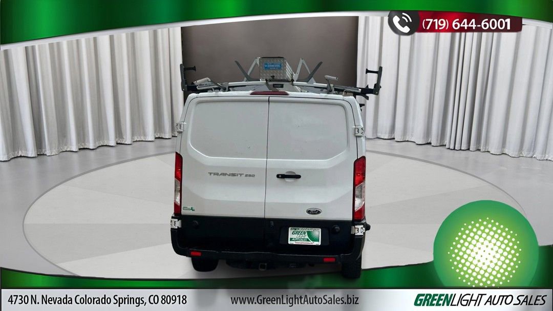 Used 2019 Ford Transit 250 148 Low Roof RWD image 4