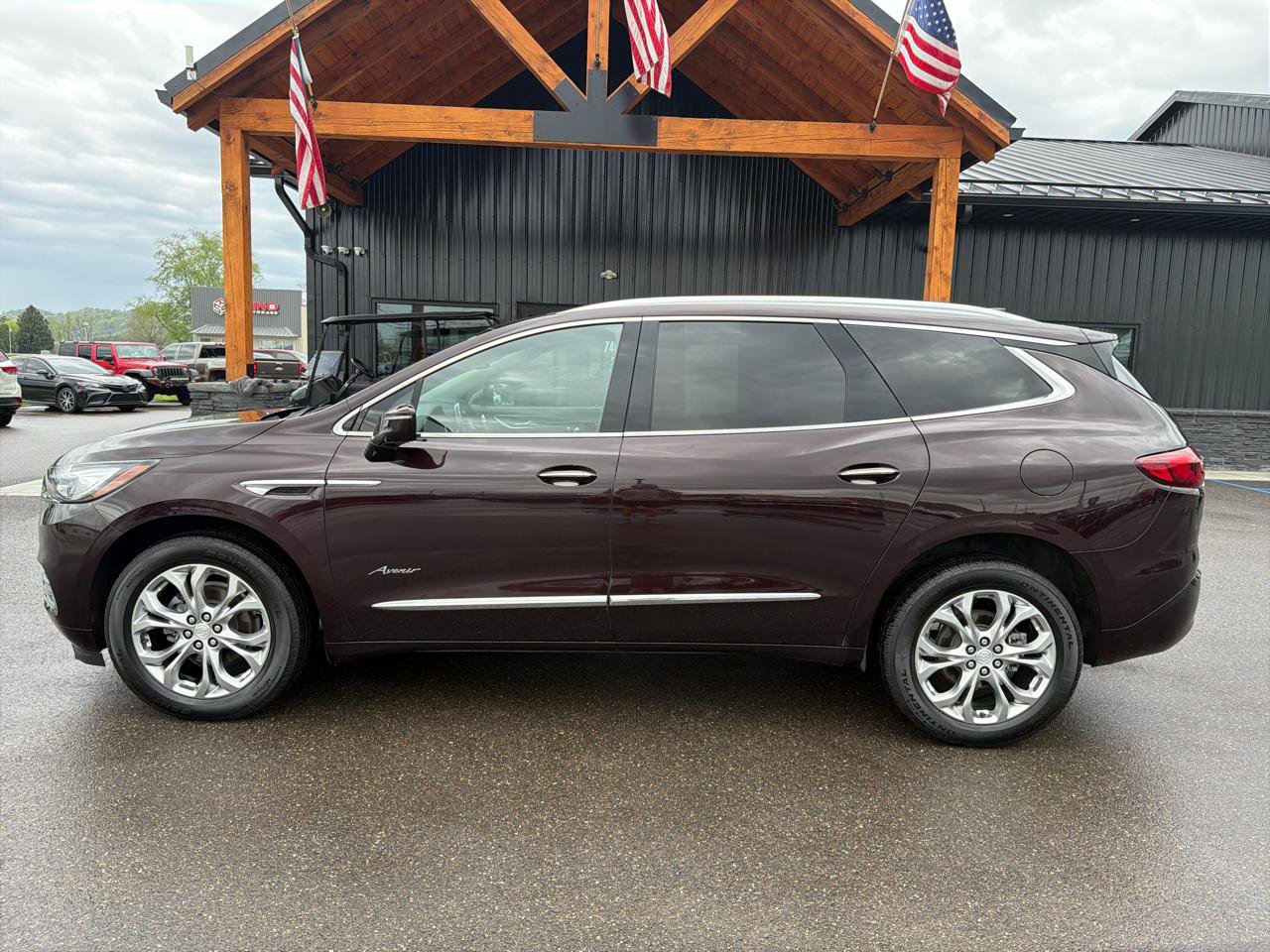 Used 2020 Buick Enclave Avenir w/ Avenir Technology Package AWD/4WD image 21
