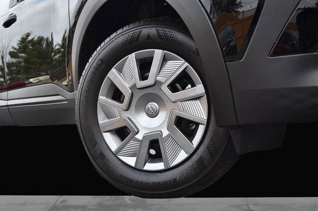 New 2026 Nissan Kicks S image 3