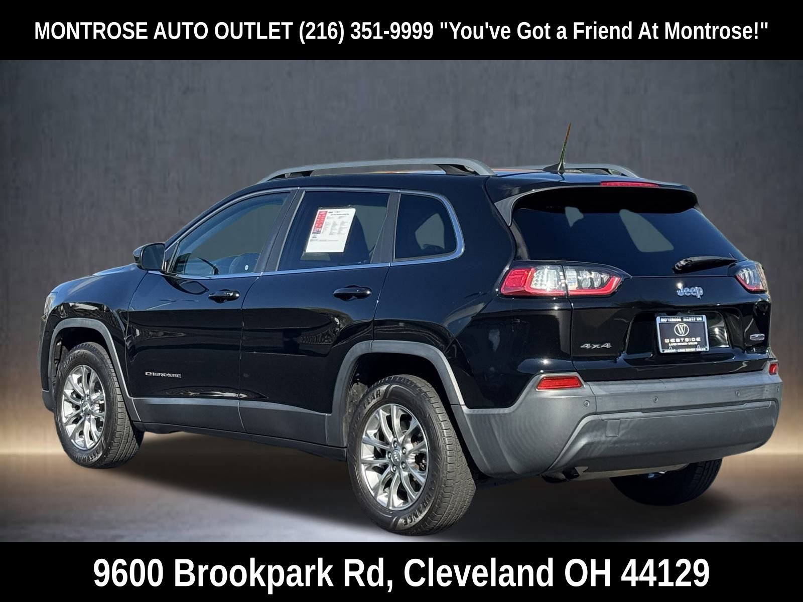 Used 2019 Jeep Cherokee Latitude Plus w/ Comfort/Convenience Group image 5