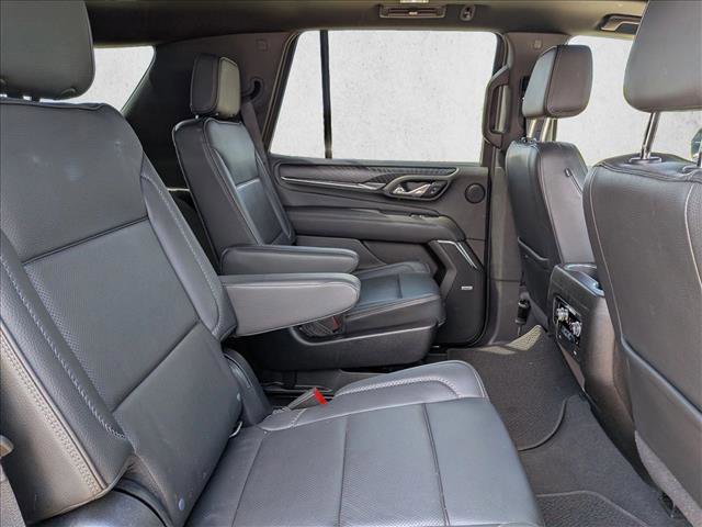 Used 2021 GMC Yukon Denali w/ Denali Premium Package image 18