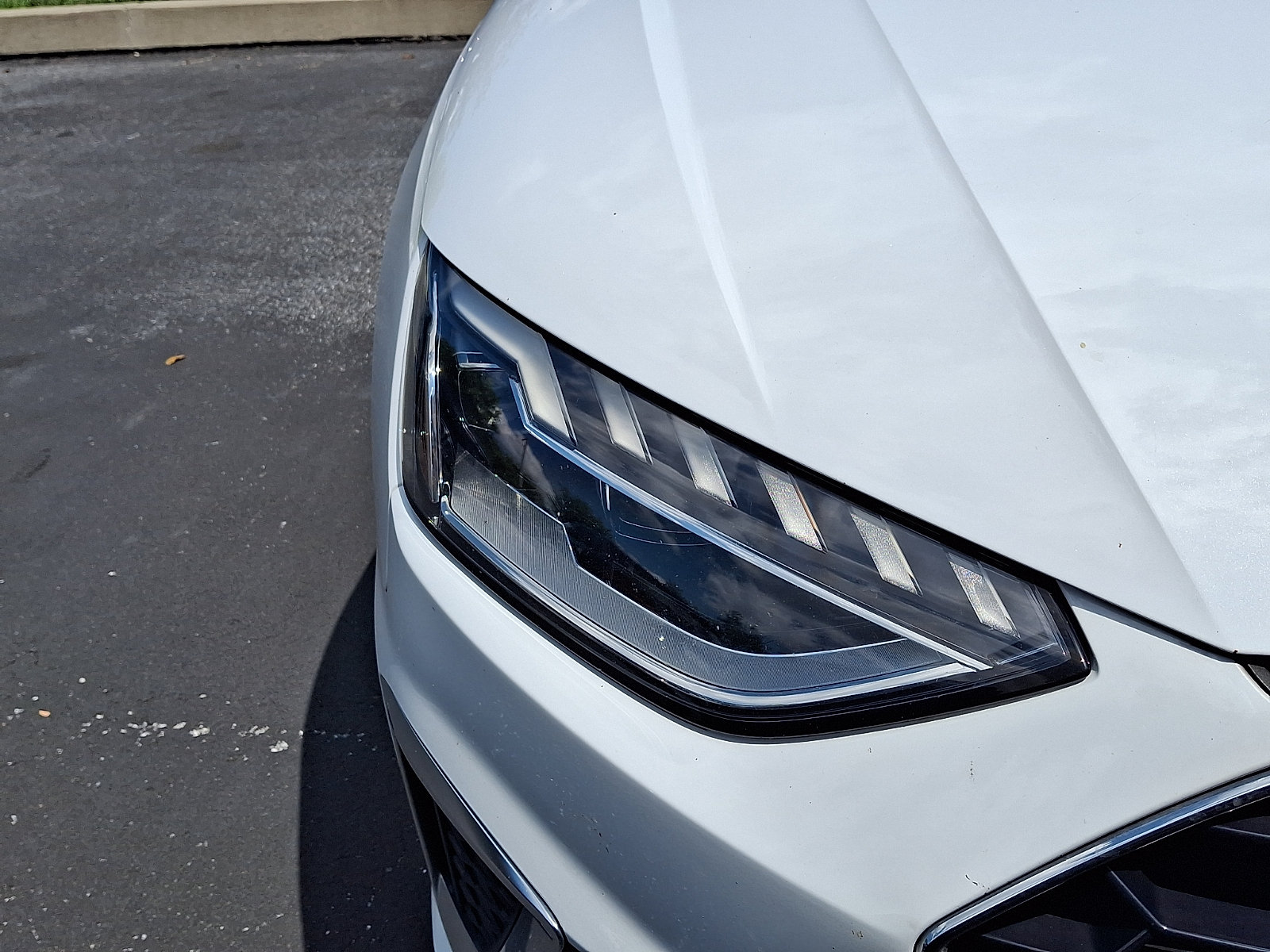 Used 2020 Audi A4 2.0T Premium Plus w/ Premium Plus Package AWD/4WD image 8