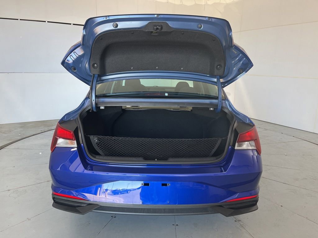 Used 2022 Hyundai Elantra SEL FWD image 13