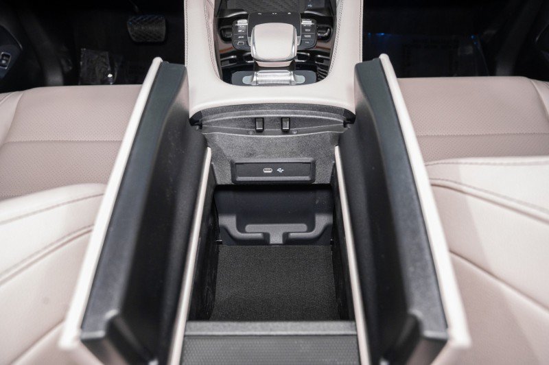 Certified 2026 Mercedes-Benz GLS 450 4MATIC image 26