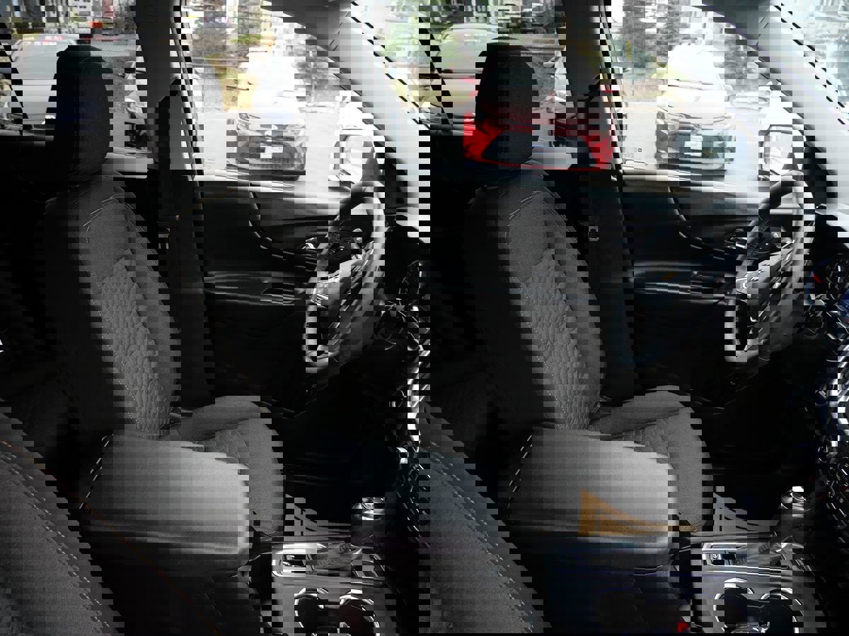 Used 2020 Chevrolet Equinox LT image 29