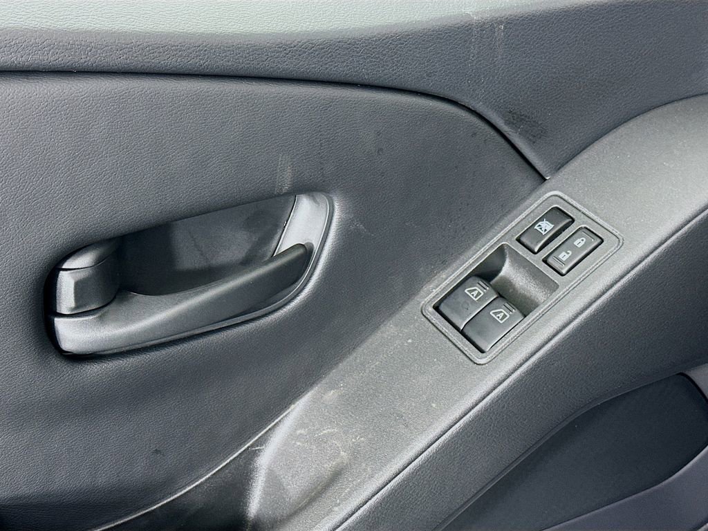 New 2026 Nissan Frontier S image 23