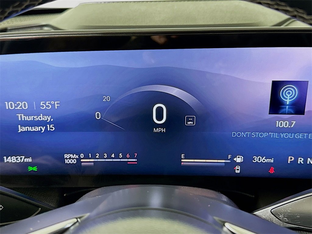 Certified 2025 Buick Enclave Sport Touring image 10