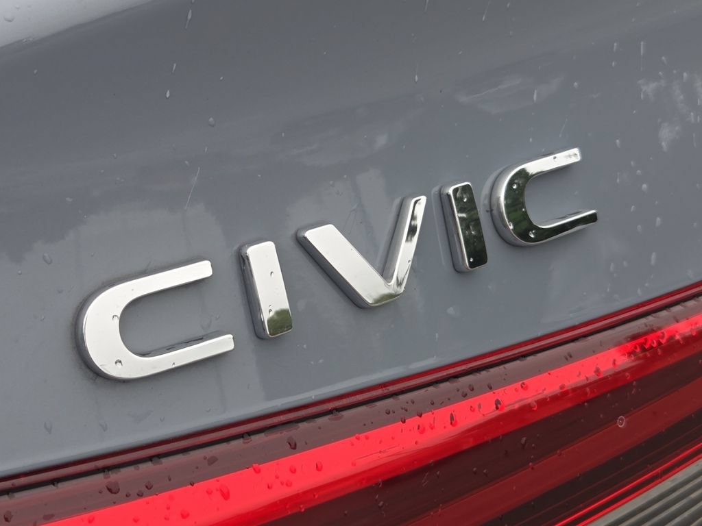 Used 2023 Honda Civic Touring image 16