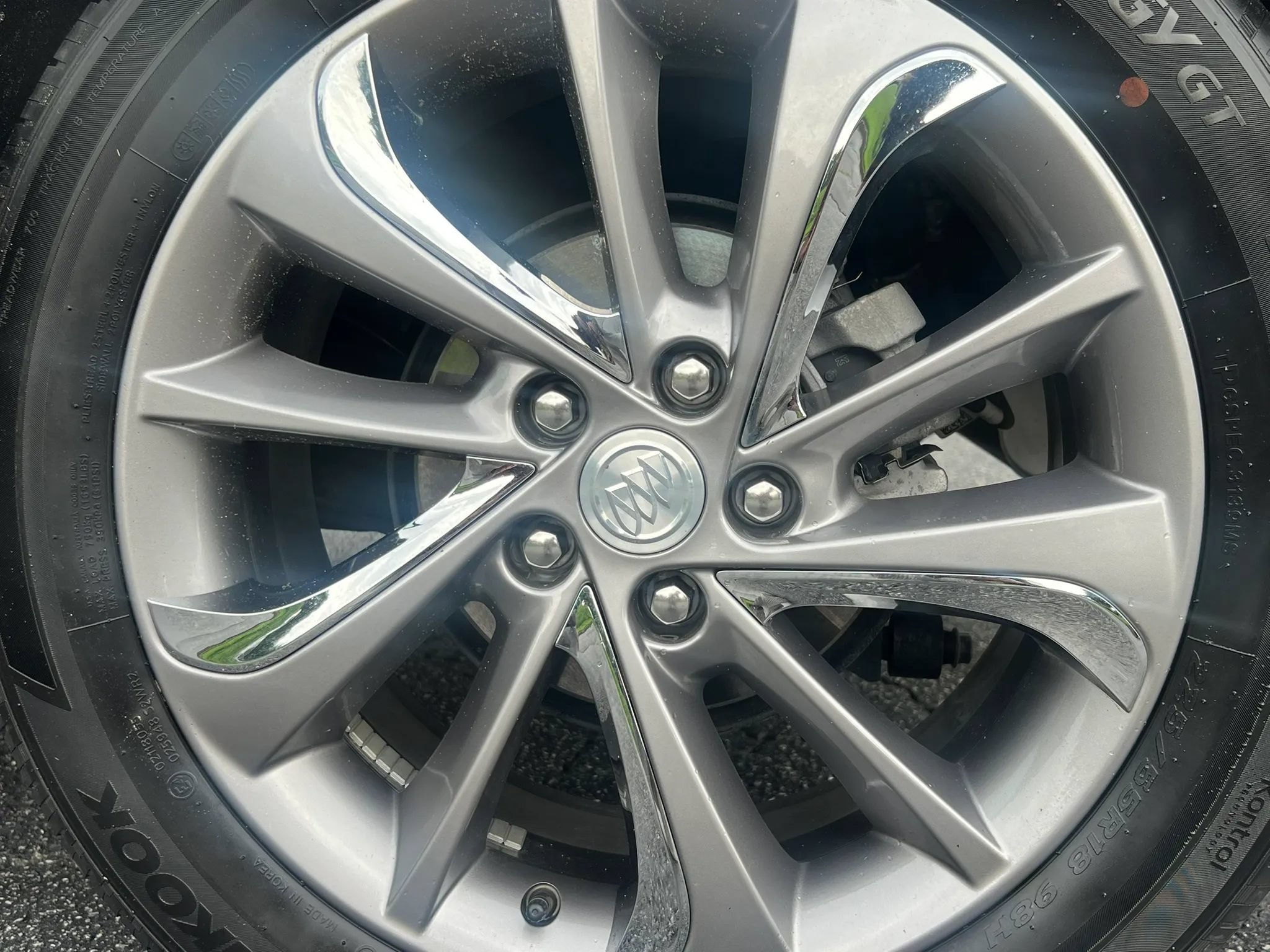 Used 2020 Buick Encore GX Essence w/ Experience Buick Package AWD/4WD image 52