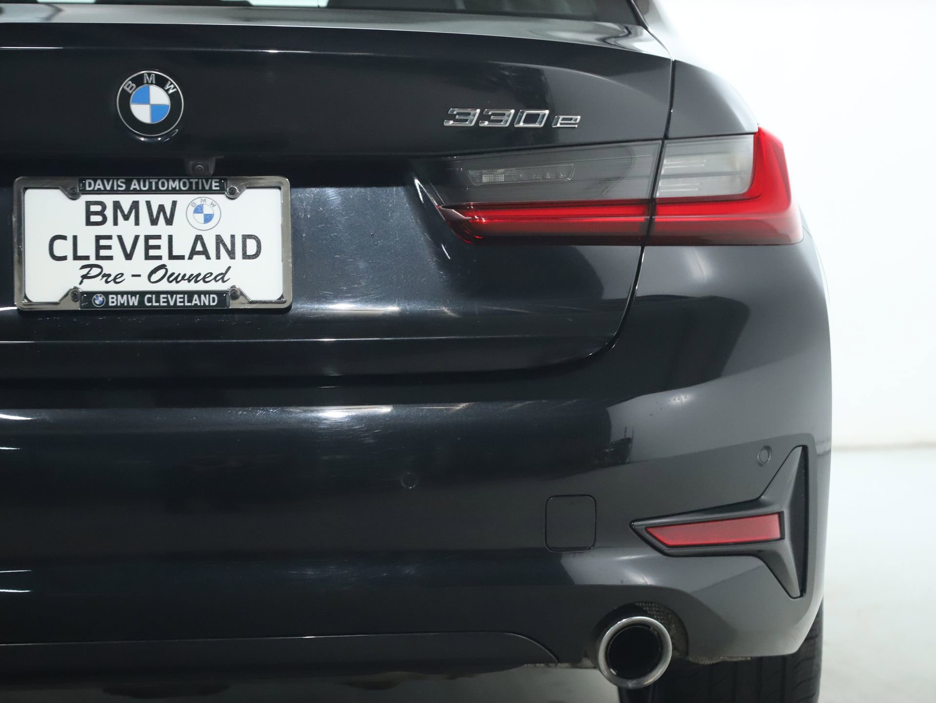 Used 2021 BMW 330e xDrive w/ Premium Package image 46