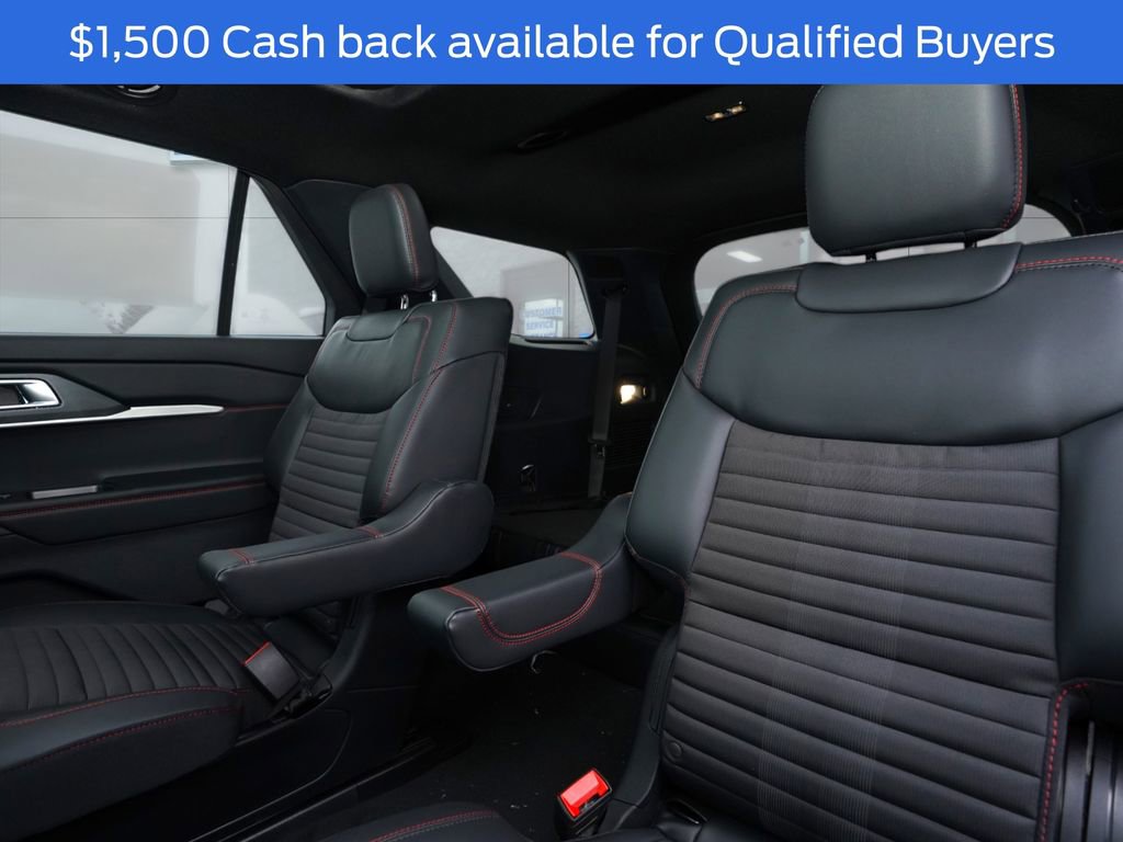 New 2026 Ford Explorer ST-Line w/ ST-Line Street Pack image 25