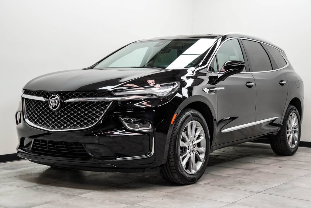Used 2023 Buick Enclave Avenir w/ Avenir Technology Package AWD/4WD image 9