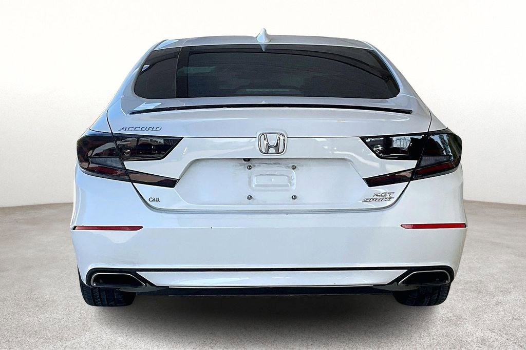 Used 2018 Honda Accord Sport image 6