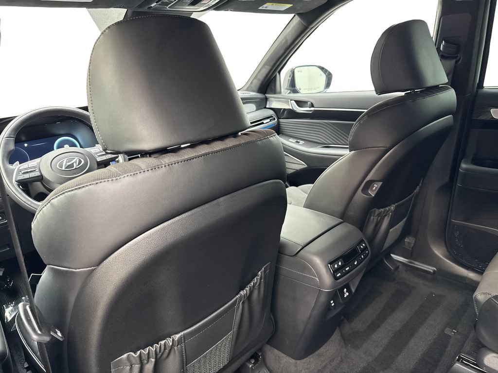 Used 2025 Hyundai Palisade Calligraphy AWD/4WD image 35