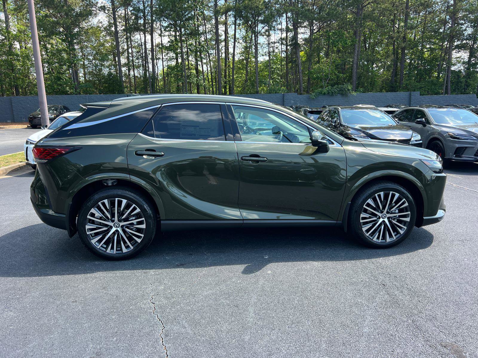 New 2026 Lexus RX 350h AWD/4WD image 4