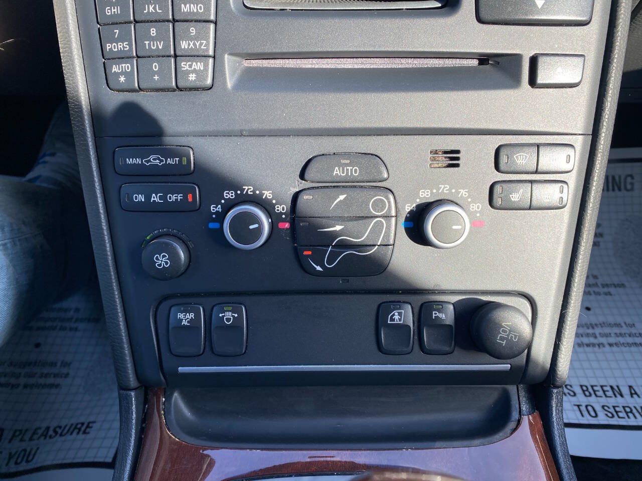 Used 2013 Volvo XC90 3.2 image 16