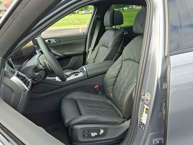 Certified 2026 BMW X6 xDrive40i AWD/4WD image 13