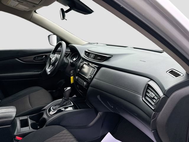 Used 2019 Nissan Rogue S AWD/4WD image 28