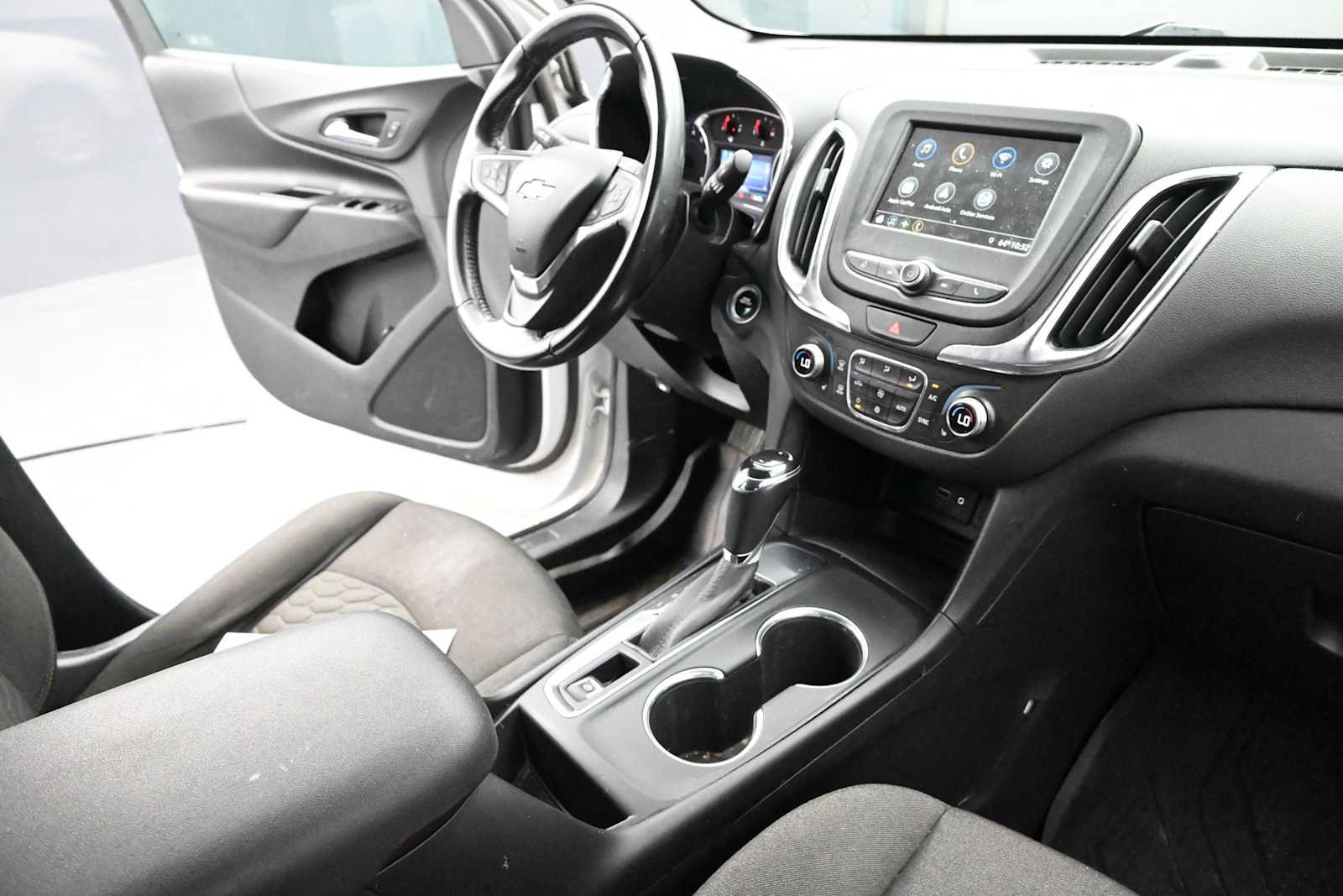 Used 2019 Chevrolet Equinox LT FWD image 33