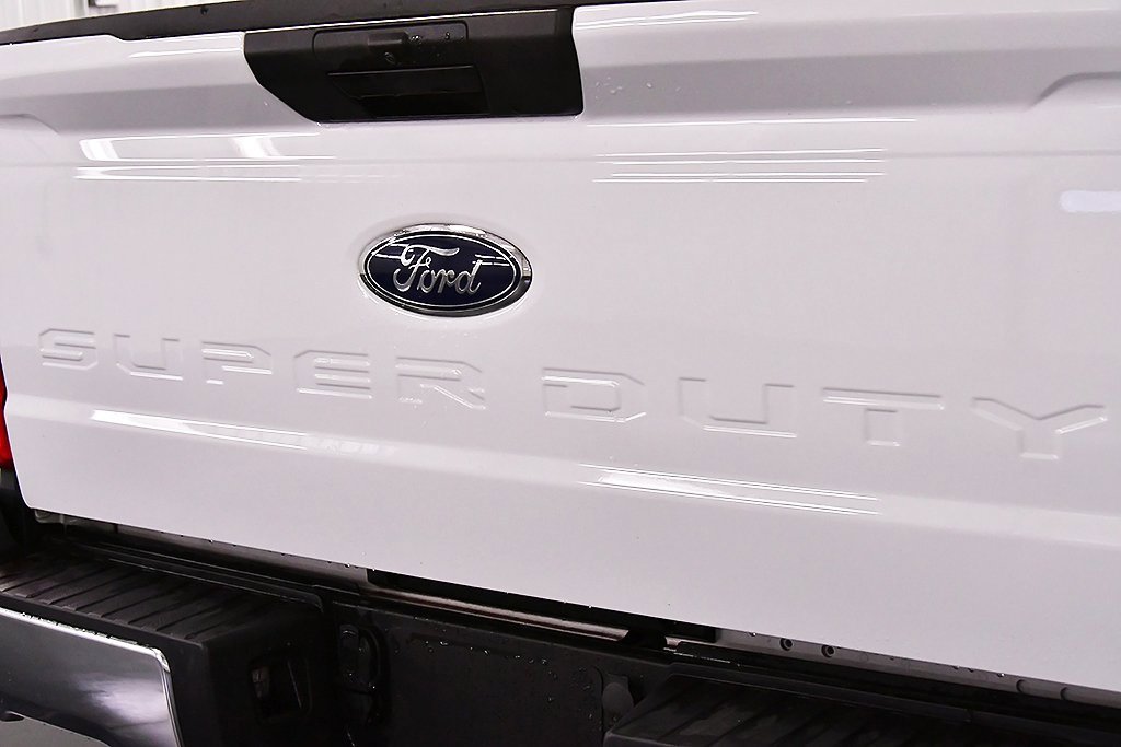 Used 2024 Ford F350 XLT image 13