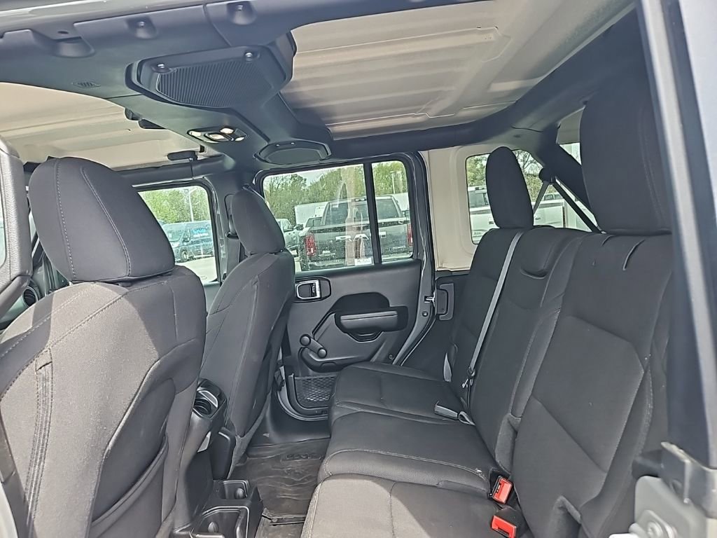 Used 2023 Jeep Wrangler Sport image 14