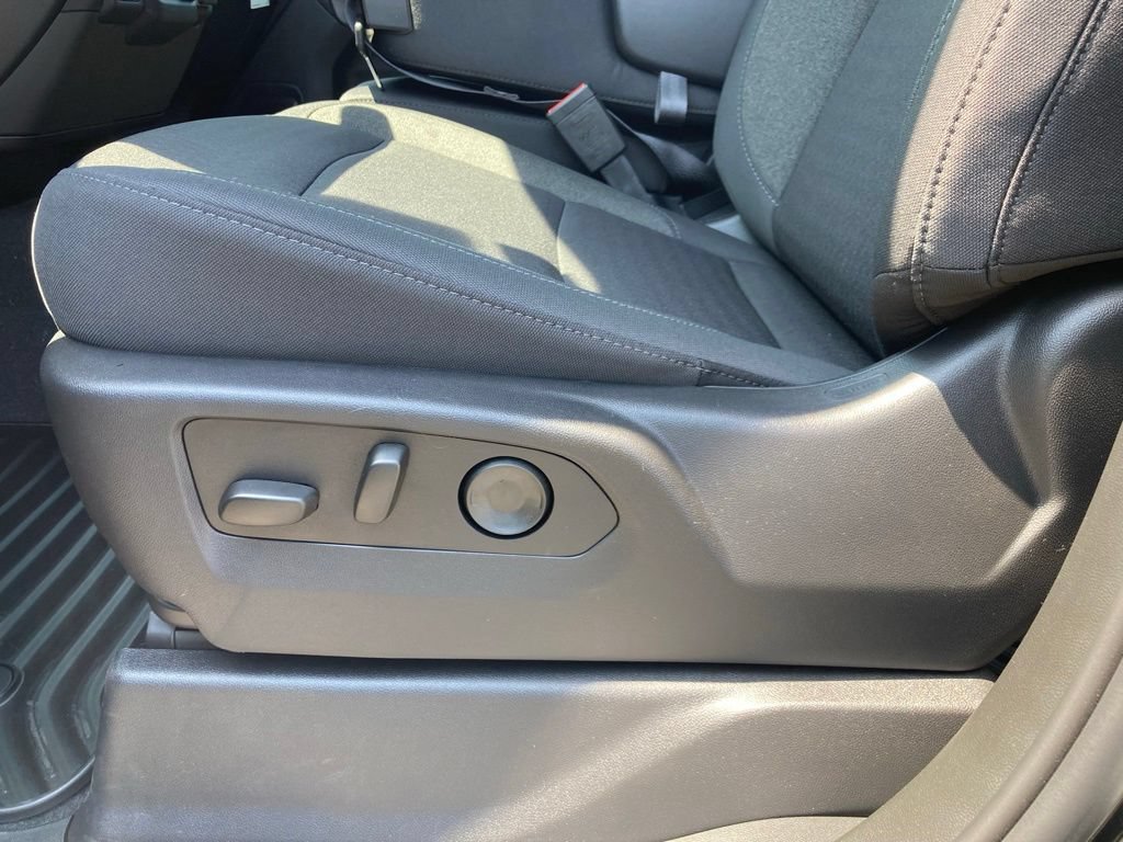 New 2026 Chevrolet Silverado 1500 Custom w/ Turbomax Blackout Package AWD/4WD image 10