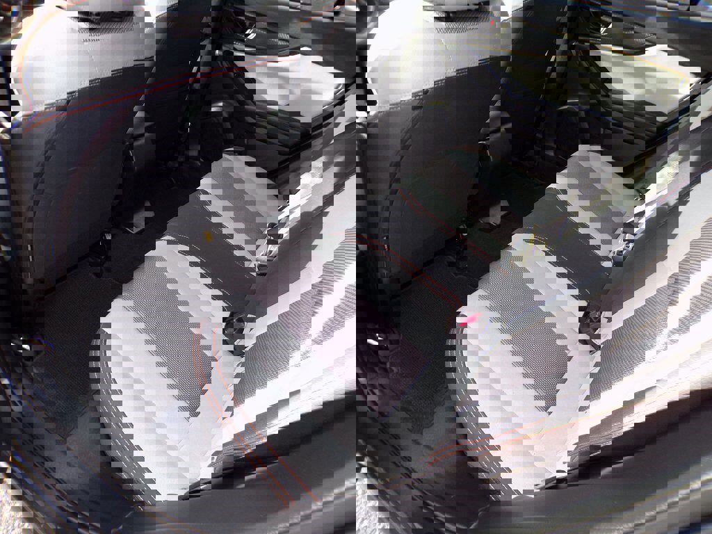 Used 2023 Subaru Crosstrek 2.0i Premium image 16