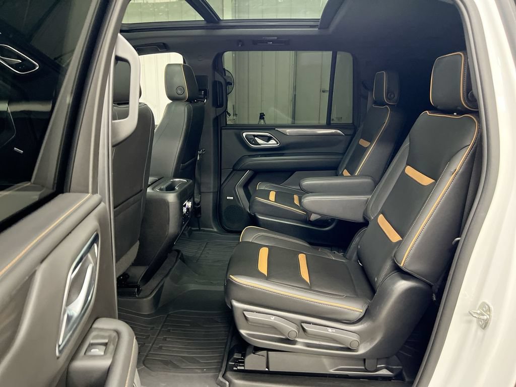 Used 2022 GMC Yukon XL AT4 AWD/4WD image 24