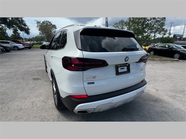 Used 2025 BMW X5 xDrive50e image 21