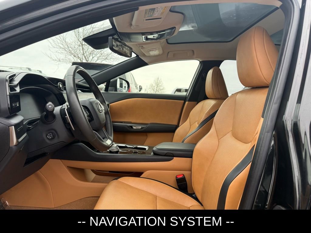 Used 2023 Lexus RZ 450e Premium w/ Technology Package image 6