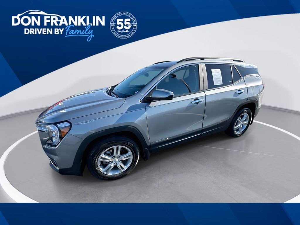 Used 2023 GMC Terrain SLE w/ Driver Convenience Package