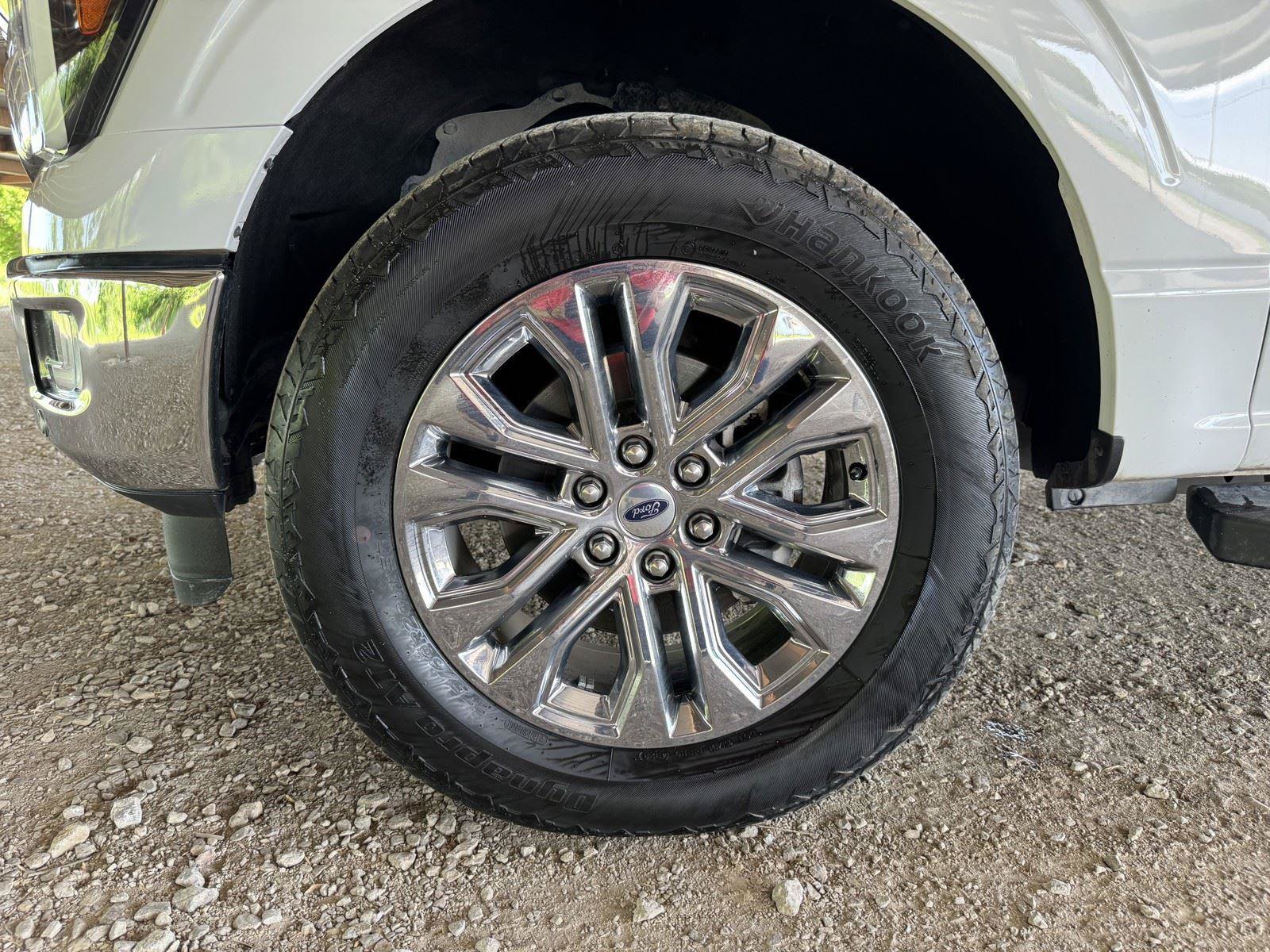 Used 2024 Ford F150 Lariat w/ Tow/Haul Package AWD/4WD image 47