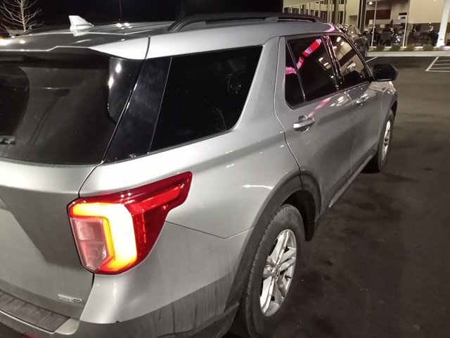 Used 2020 Ford Explorer XLT w/ Equipment Group 202A image 11