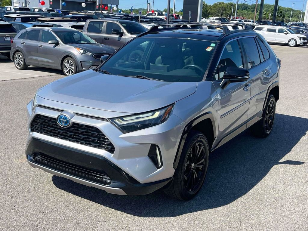 Used 2022 Toyota RAV4 XSE w/ XSE Grade Weather Package AWD/4WD image 32