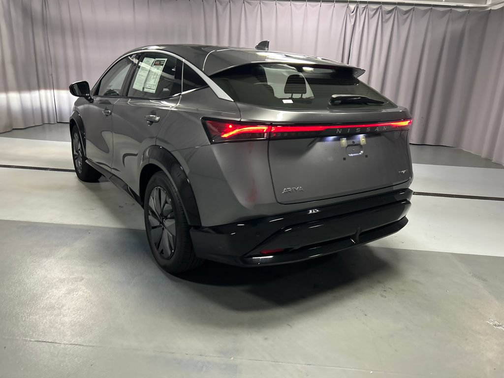 Used 2023 Nissan Ariya FWD image 5