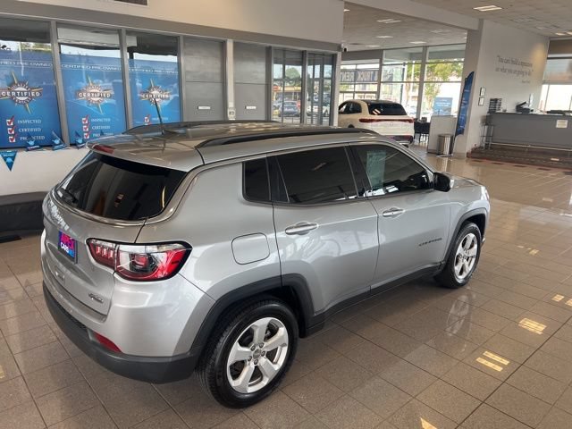 Used 2021 Jeep Compass Latitude w/ Driver Assistance Group FWD image 5