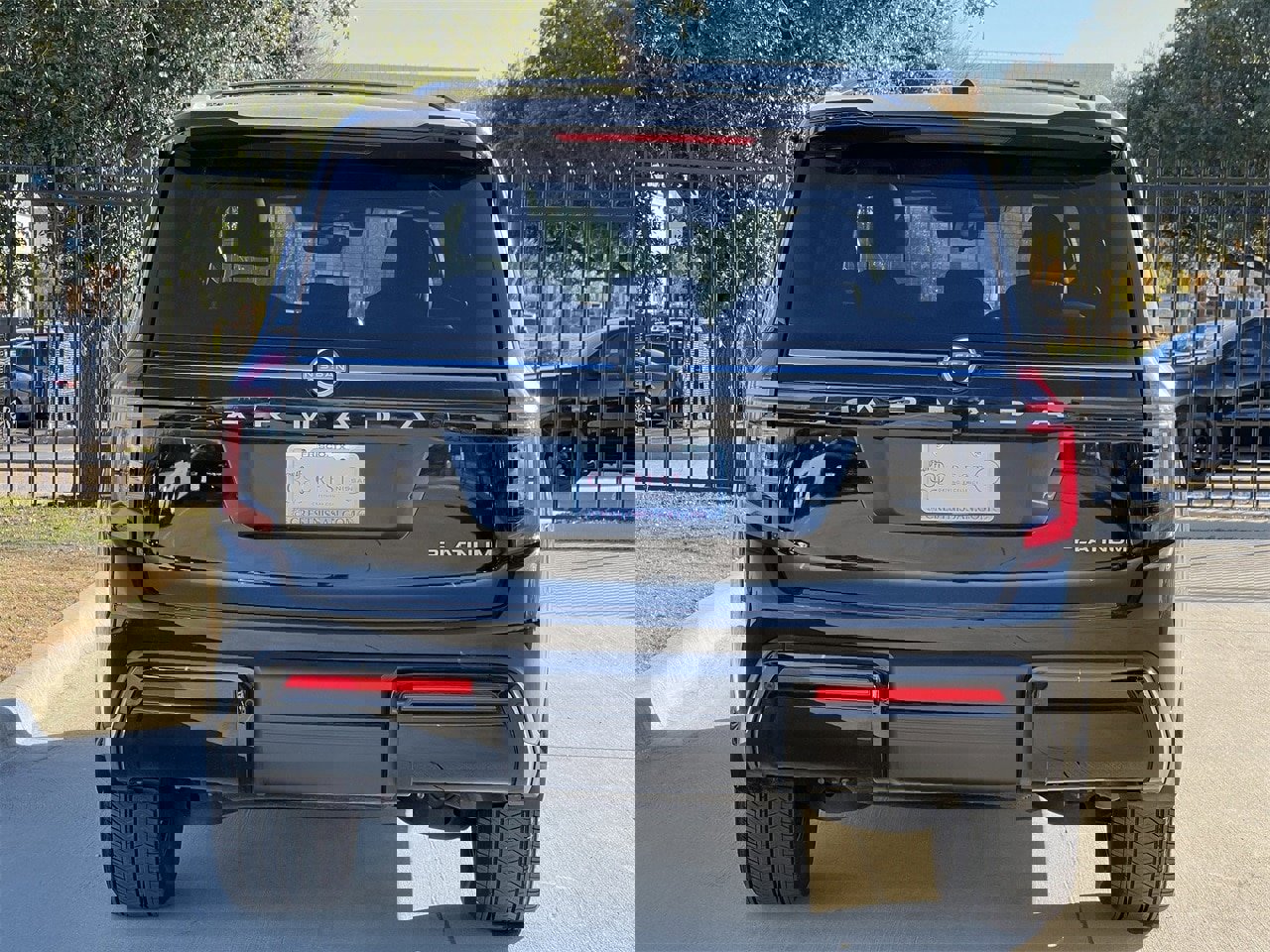 Certified 2025 Nissan Armada Platinum image 4