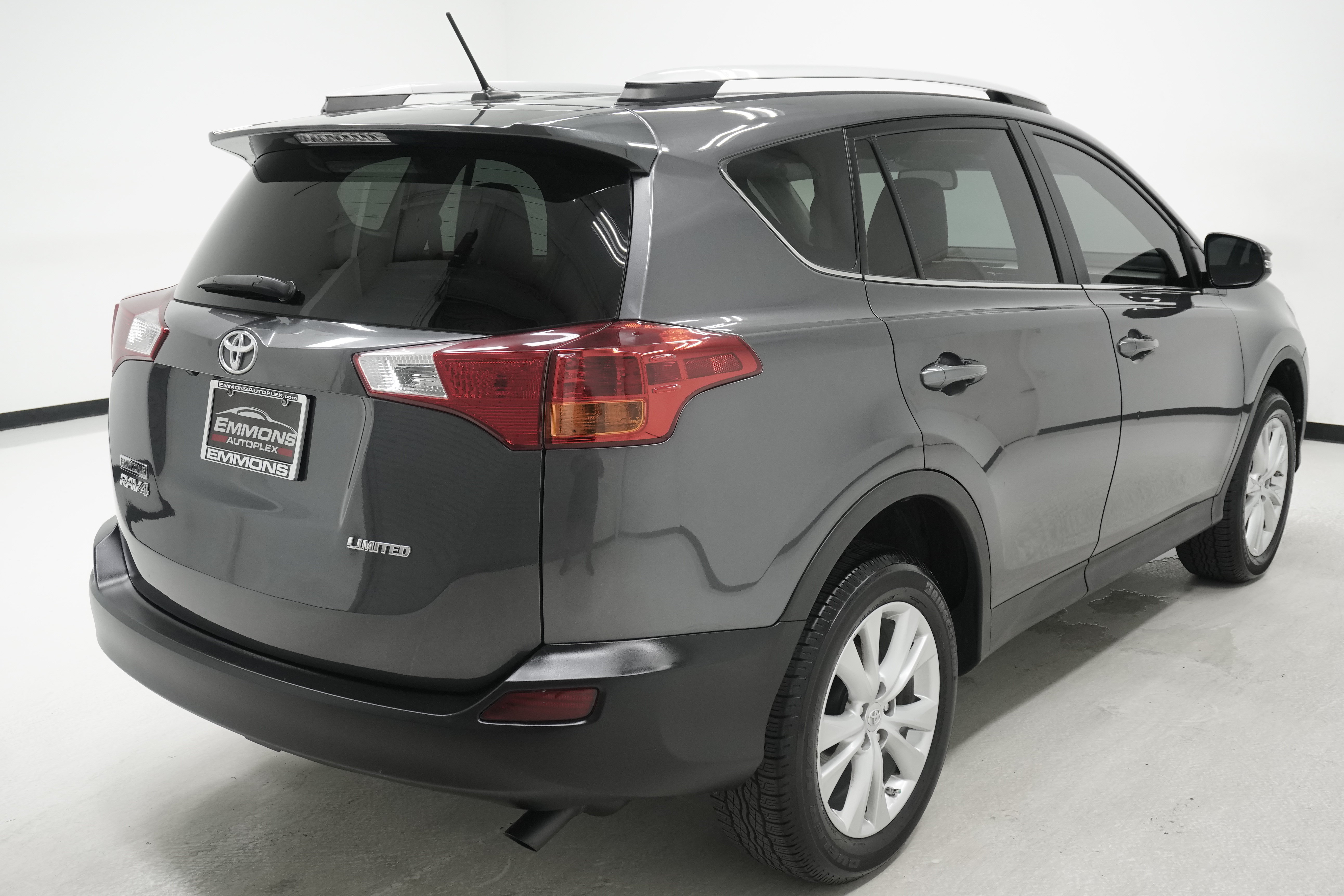 Used 2013 Toyota RAV4 Limited FWD image 4