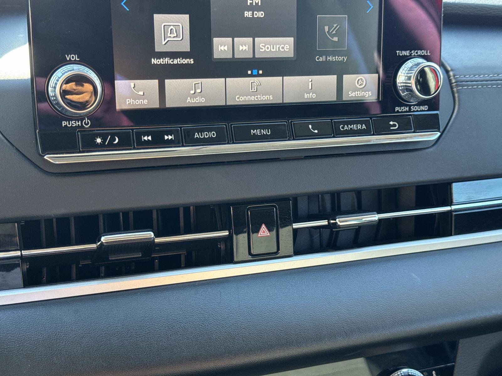 Used 2023 Mitsubishi Outlander SE image 22