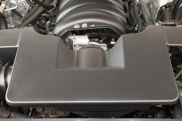 Used 2016 GMC Yukon SLT AWD/4WD image 4