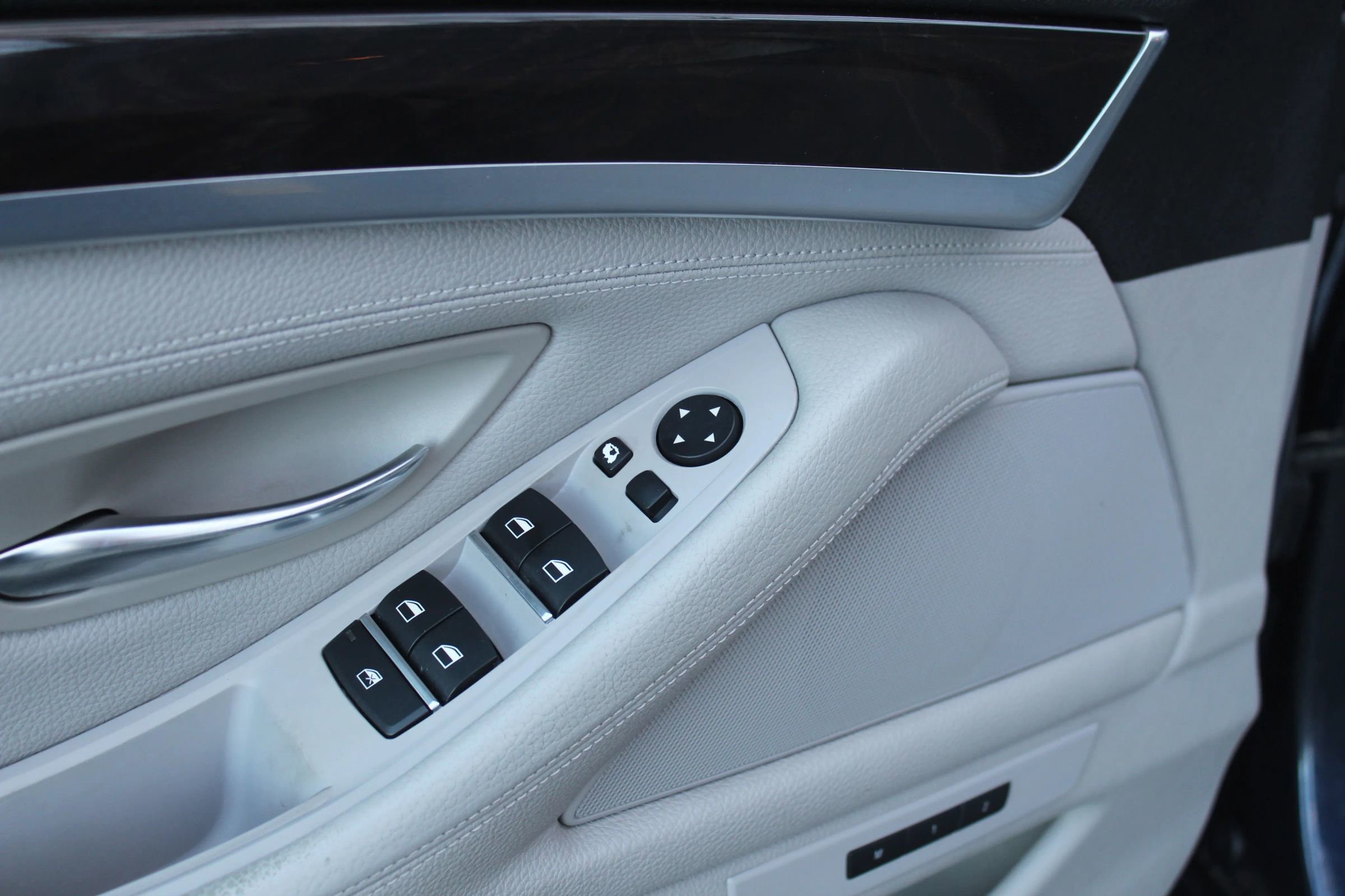 Used 2012 BMW 528i xDrive 528i xDrive Sedan 4D image 22