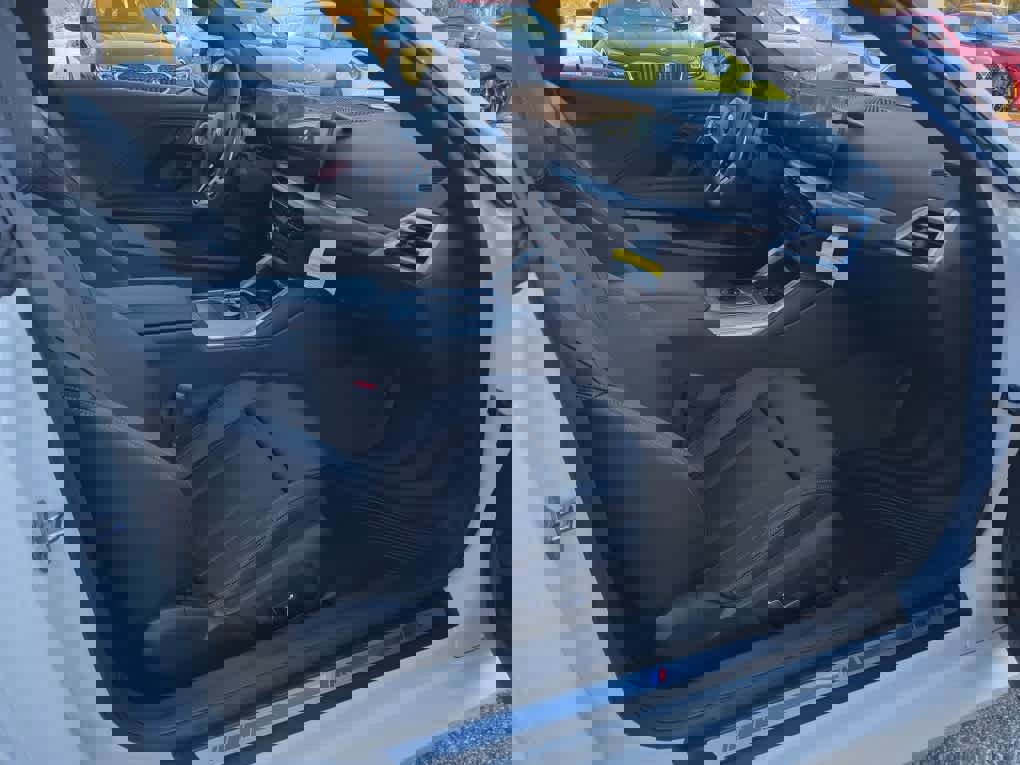 Used 2025 BMW M240i xDrive Coupe w/ Parking Assistance Package image 7