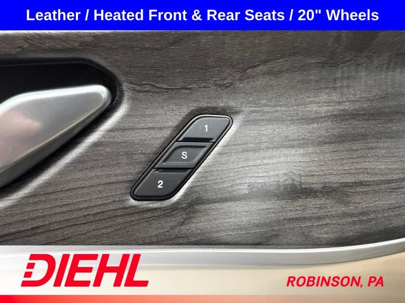 Used 2023 Jeep Grand Cherokee Limited w/ MOPAR Finishing Package AWD/4WD image 24